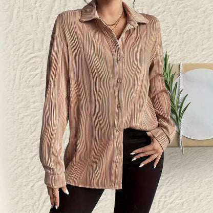 Camicia Plus Size da Donna a Manica Lunga con Colletto Classico e Chiusura a Bottoni