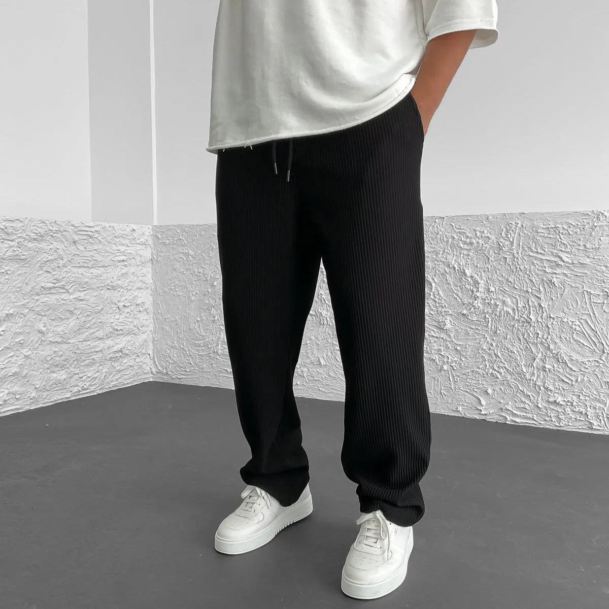 Pantaloni Uomo in Maglia a Coste con Vestibilità Comoda e Vita Regolabile – Design Versatile