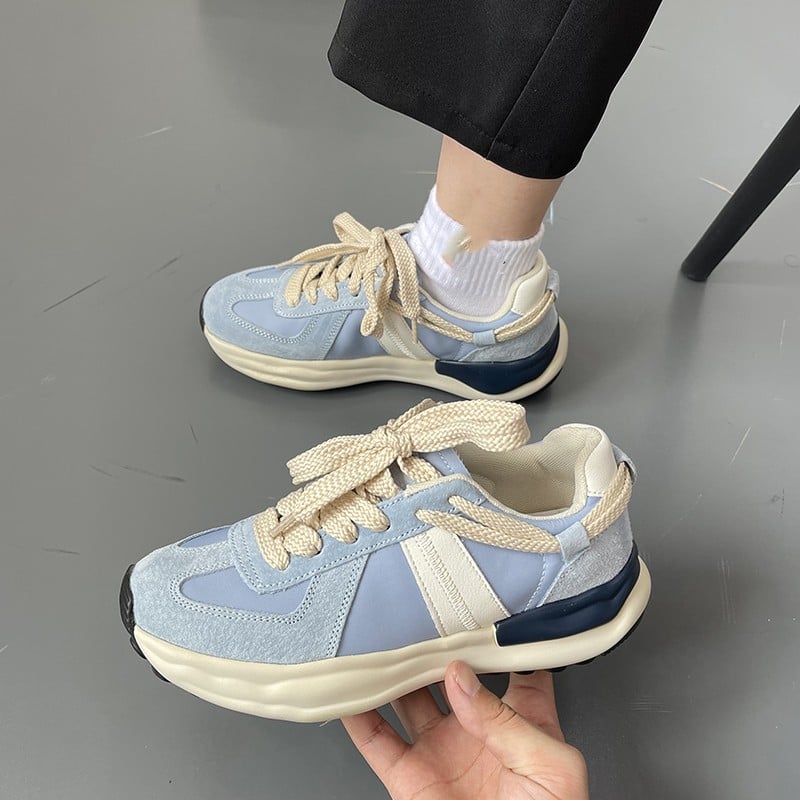 Men's Sports Shoes with Laces, Round Toe, and Low Heel