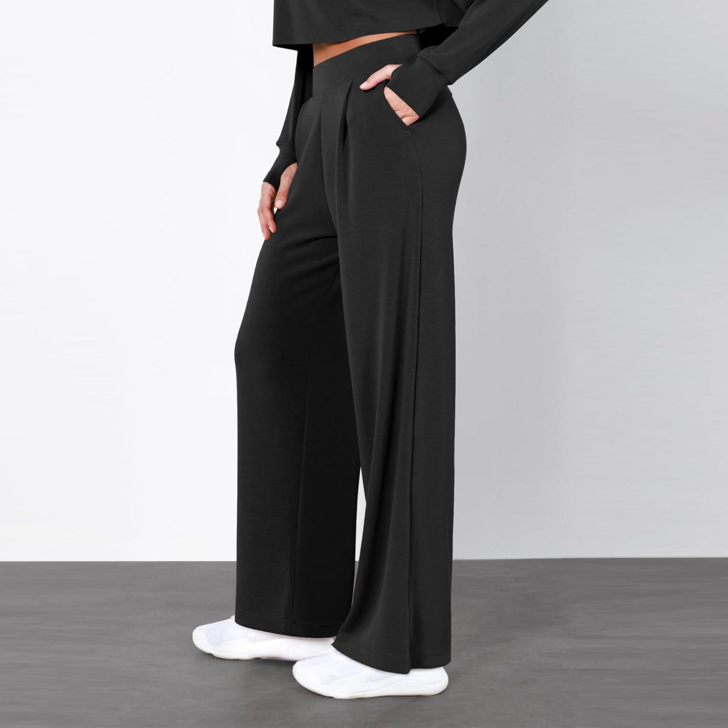 Damebukser med Høj Talje og Lige Ben med Draperet Design – Elegant Look