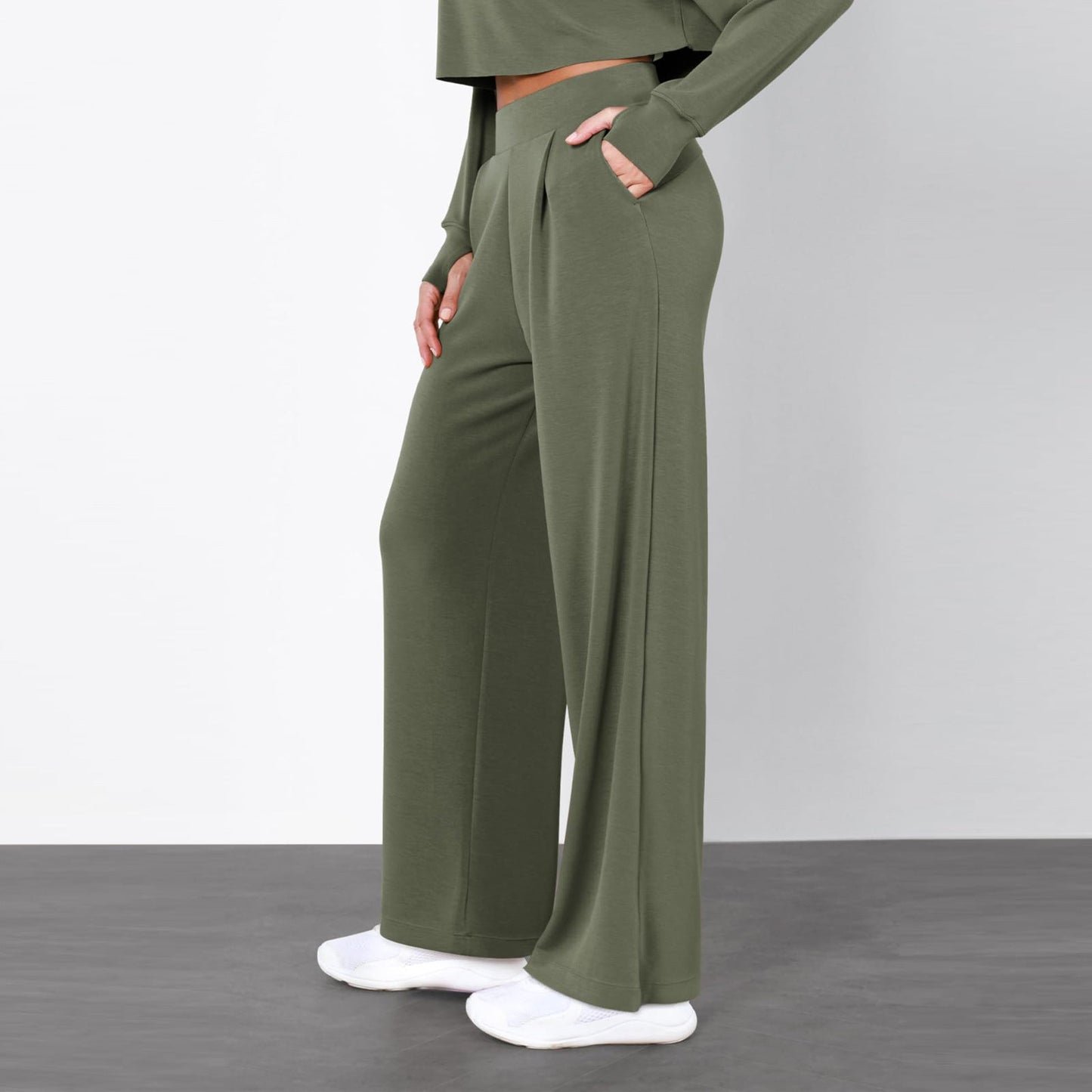 Damebukser med Høj Talje og Lige Ben med Draperet Design – Elegant Look