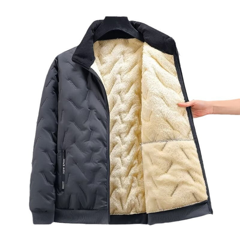 Giacca invernale imbottita da uomo, colore nero, con interno in pelliccia sintetica beige, chiusura a zip, ideale per climi freddi.