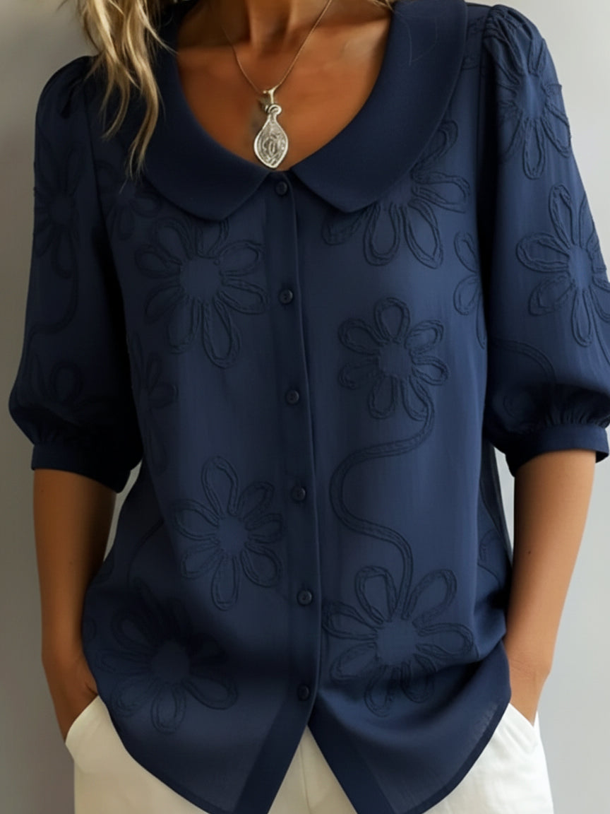 Camicetta Donna con Colletto Arrotondato e Ricami Floreali – Stile Elegante