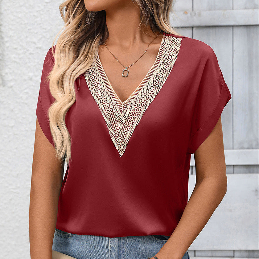 Women's Blouse with V-Neck and Lace Details – Elegant for Work