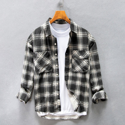 Camisa de hombre de otoño a cuadros de algodón, corte holgado y manga larga.