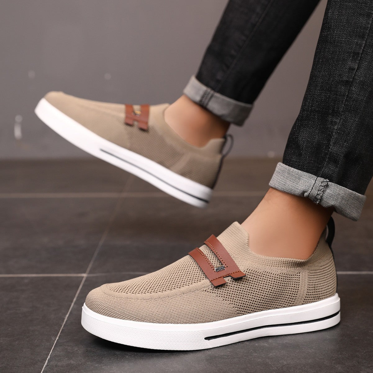 Sneakers Uomo Slip-On in Mesh Traspirante per Camminata – Leggere e Casual
