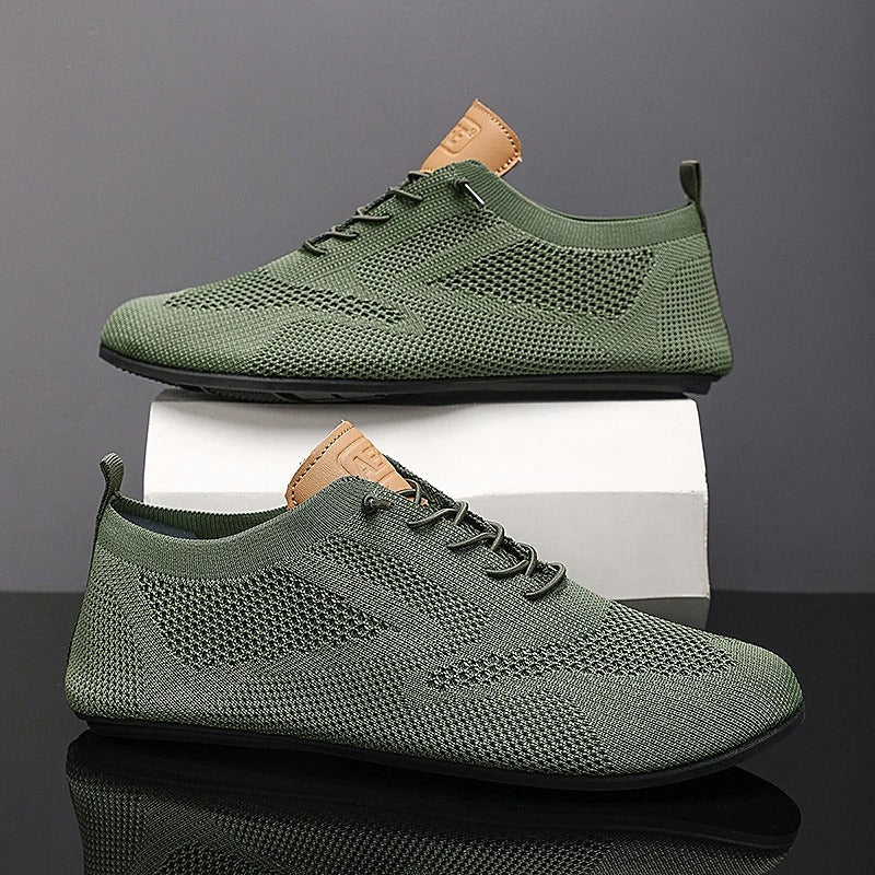Herresneakers i åndbart mesh med snørebånd – lette og afslappede