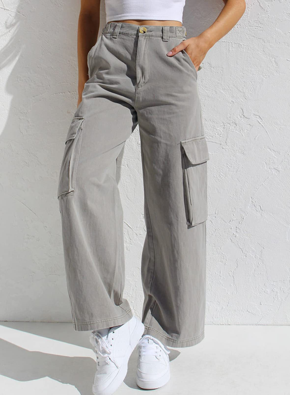 Low Waist Women's Denim Pants with Multiple Pockets and Loose Fit Workwear Style