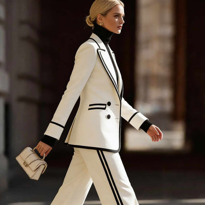 Completo de mujer con blazer cruzado de manga larga y pantalones largos – diseño color block