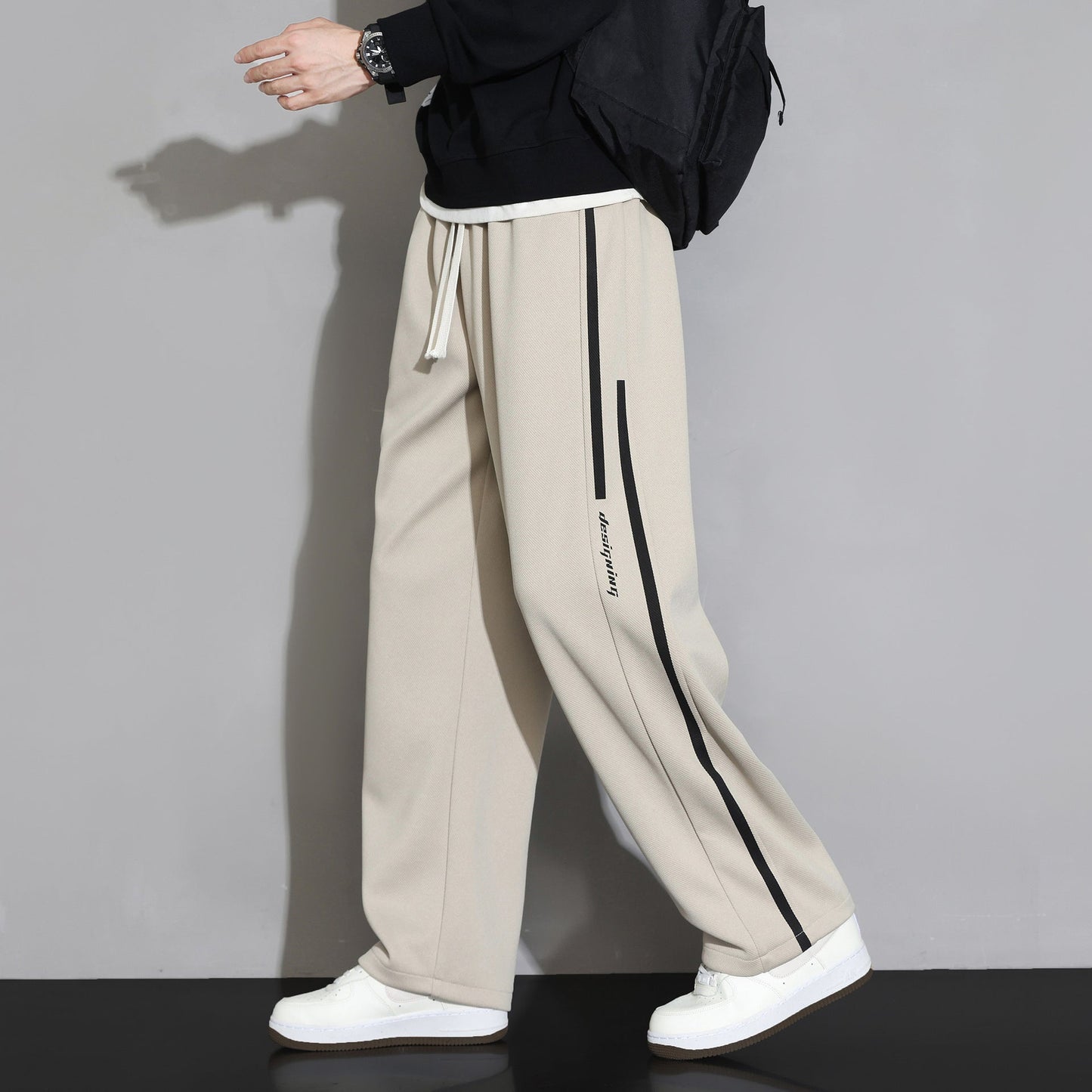 Pantaloni da Tuta Uomo a Gamba Dritta con Vestibilità Ampia – Stile Casual Sportivo