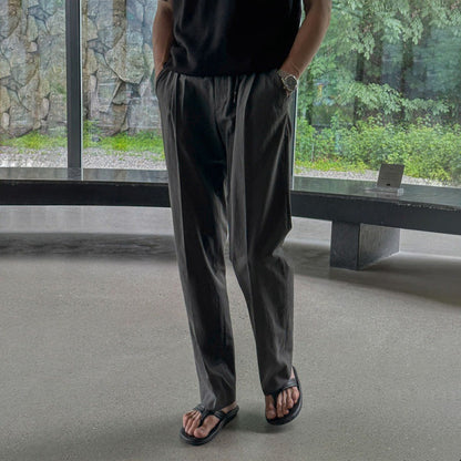 Pantaloni Uomo Casual a Gamba Dritta – Vestibilità Ampia e Tinta Unita