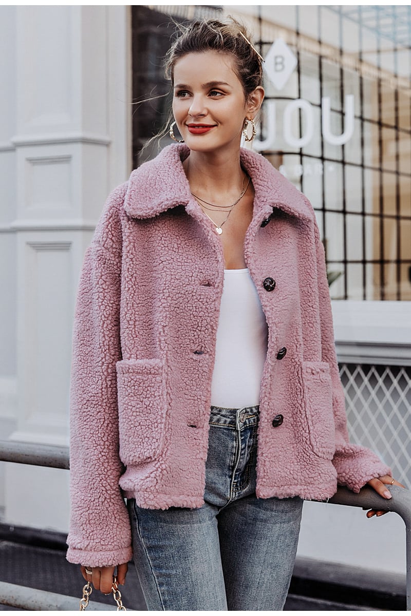 Women's Winter Coat in Synthetic Fur with Long Sleeves and Front Opening