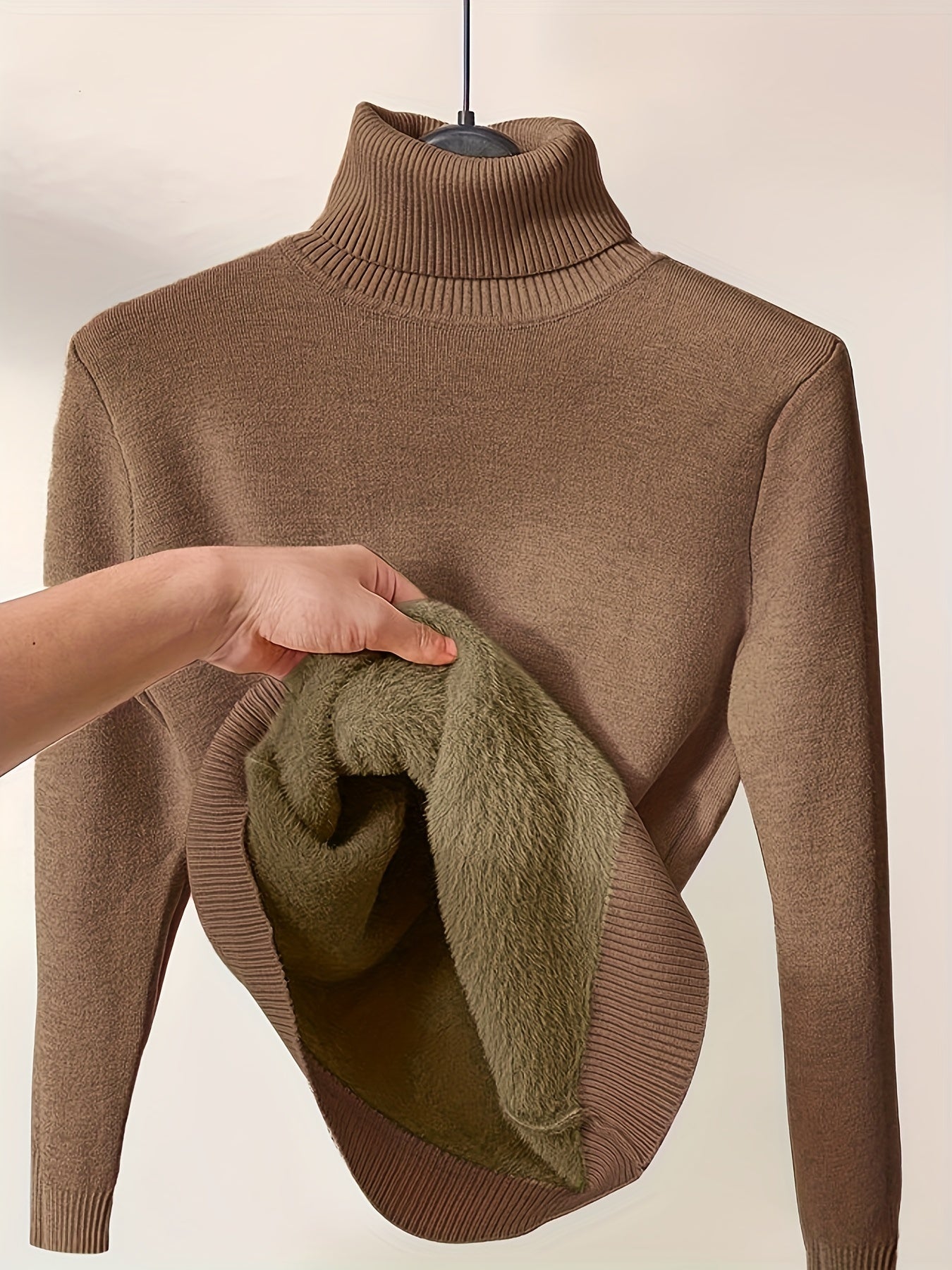 Maglione Donna Collo Alto Elasticizzato con Tessuto Liscio – Stile Quotidiano