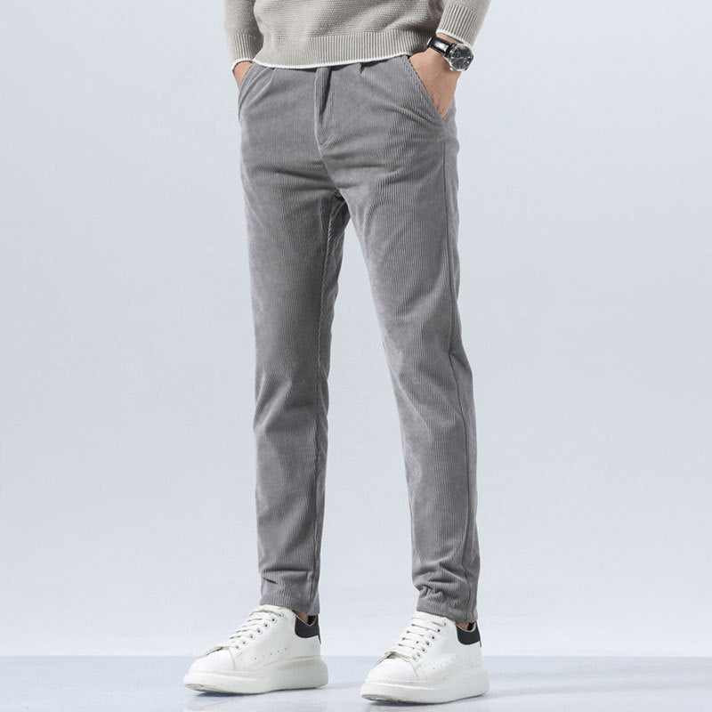 Pantaloni Uomo Dritti Slim Fit Vita Media – Design Strutturato – Velluto Style