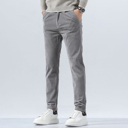 Pantaloni Uomo Dritti Slim Fit Vita Media – Design Strutturato – Velluto Style