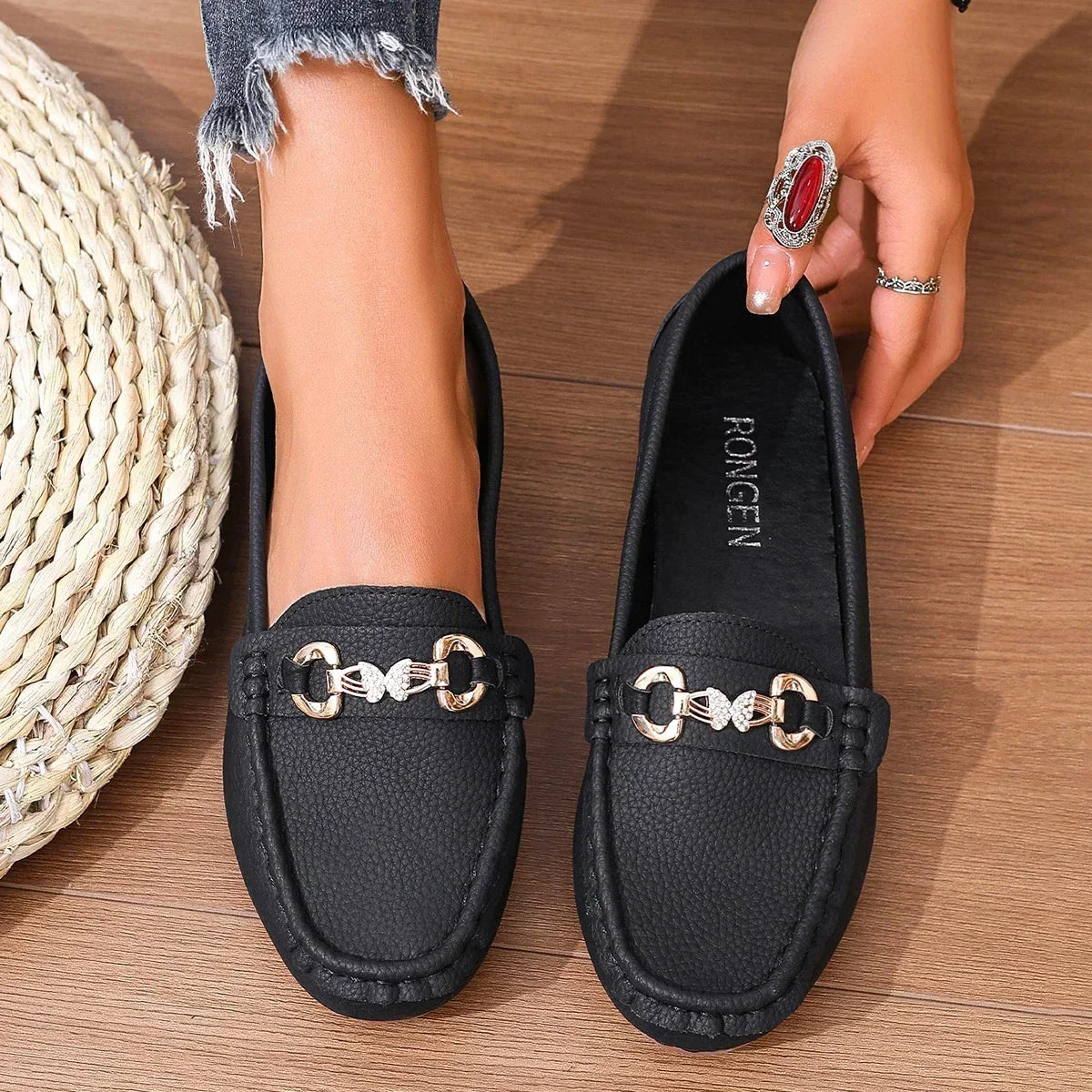 Sommermokkasiner til kvinder Slip-On med polstret indlægssål og sommerfugledetalje – Mokkasinstil