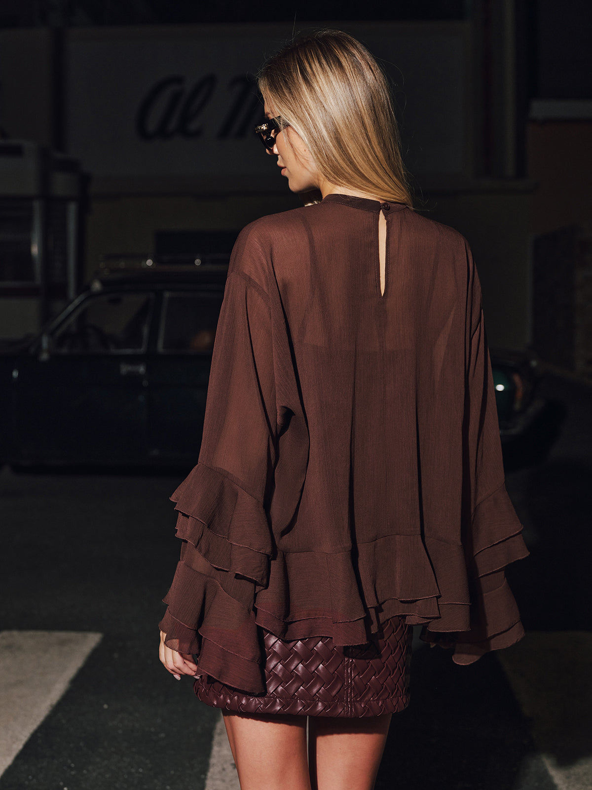 Blusa Donna Balze Sovrapposte Maniche Lunghe Semitrasparenti Girocollo