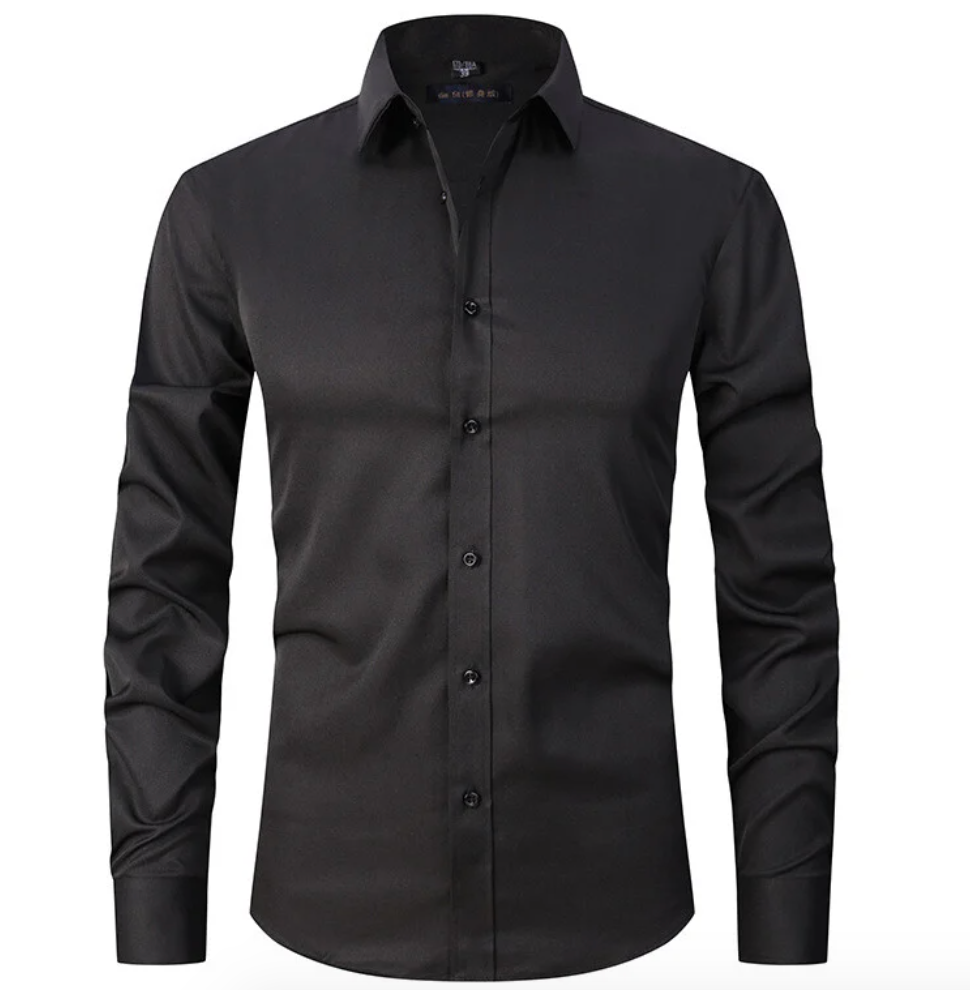 Camicia nera elegante da uomo, maniche lunghe, colletto classico, abbottonatura frontale. Ideale per abbigliamento formale e occasioni speciali.