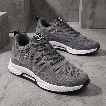 Men's summer sneakers in breathable mesh with an internal lift and lace-up closure.