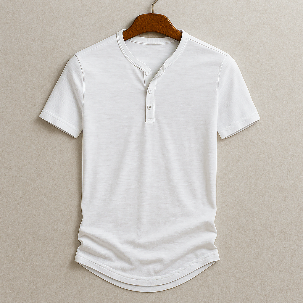 Herre Henley T-shirt til foråret med afrundet kant og let stof
