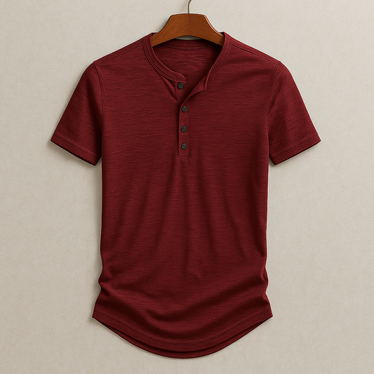 Herre Henley T-shirt til foråret med afrundet kant og let stof