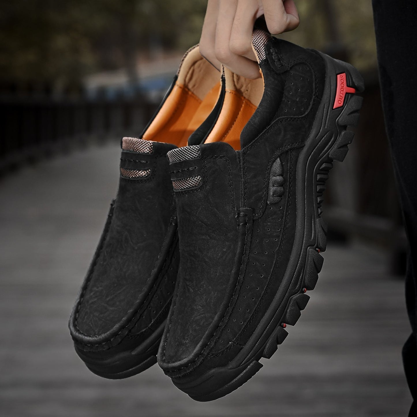 Scarpe Uomo Slip-On Effetto Pelle con Suola Antiscivolo e Soletta Ammortizzata