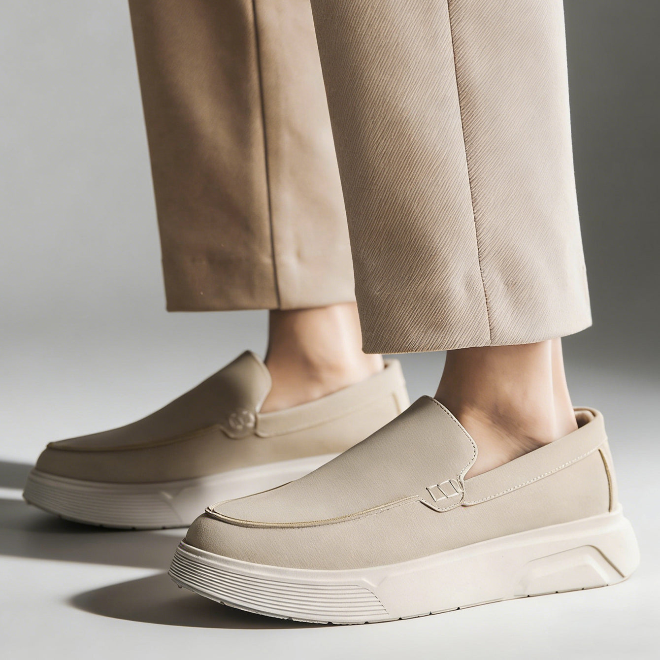 Mocassini da Uomo con Soletta Ortopedica Imbottita e Suola Ammortizzante – Design Slip-On