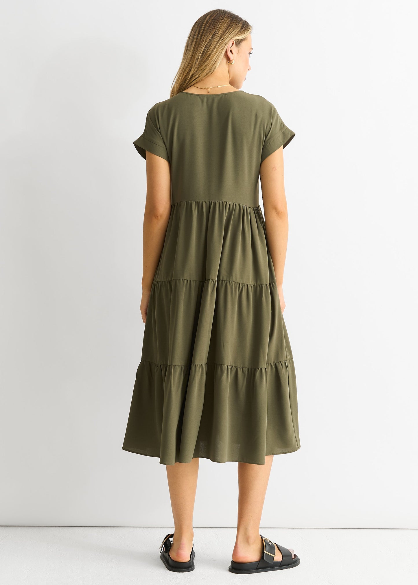 Women's Midi Dress with V-Neck and Pockets