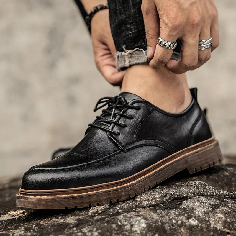 Men's faux-leather lace-up shoes with a cushioned insole