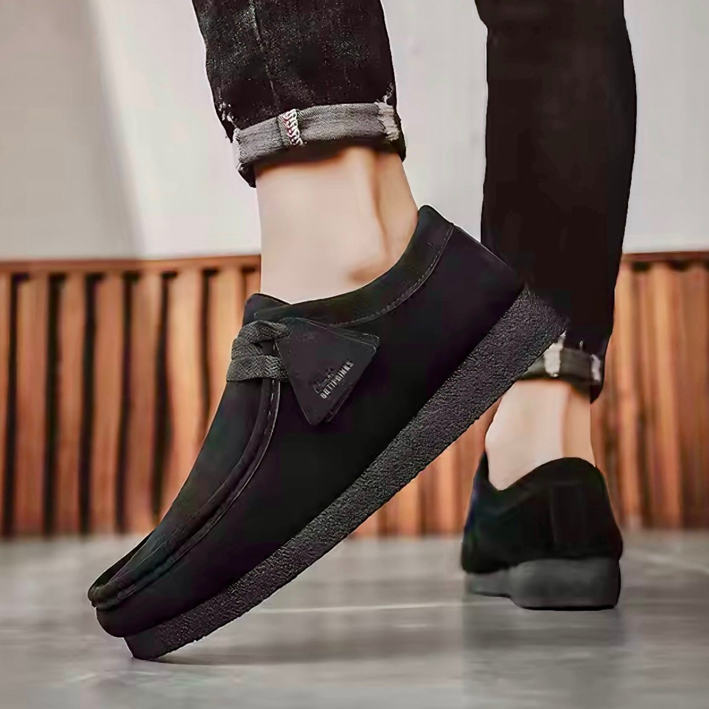 Mocassini Uomo Slip-On in Scamosciato Sintetico con Suola Ammortizzata – Stile Quotidiano