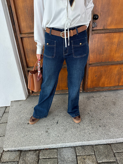 Women's Wide-Leg High-Waist Jeans with Gold Buttons