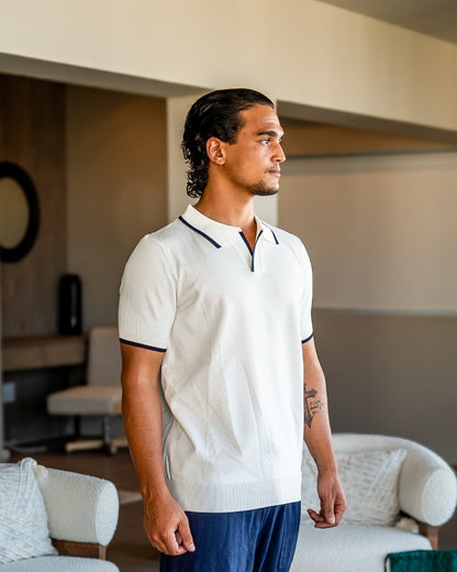 Men's Knit Polo Shirt with Contrasting Collar and Sleeves