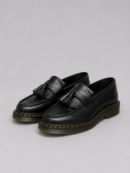 Klassiske herremokkasiner med kvaster, kunstlæderoverdel, slip-on-design og gummisål.