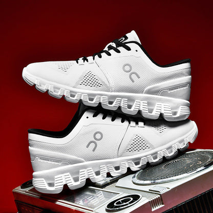 Men's Sport Sneakers in Breathable Mesh with Sculpted Sole