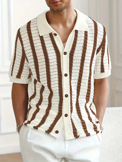 Men’s striped knit polo shirt with buttons and short sleeves