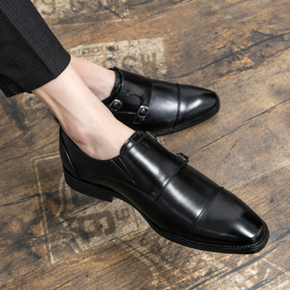 Men's Elegant Brown Faux-Leather Shoes with Metal Buckle and Brogue Details.