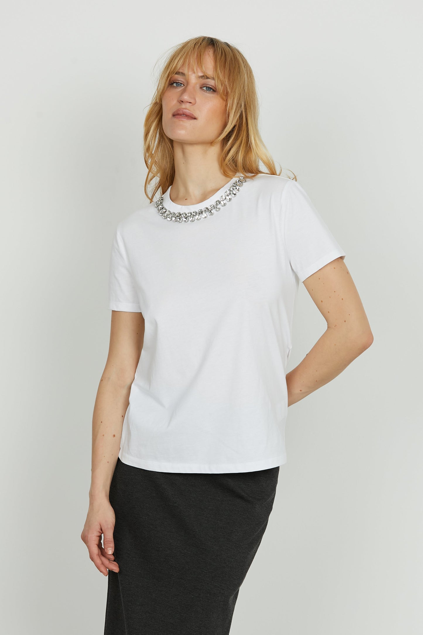T-shirt Donna Autunnale Maniche Corte con Scollo Strass