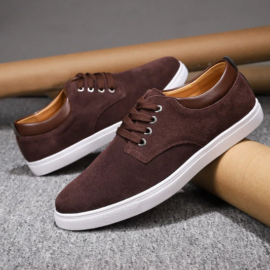 Zapatos de hombre de efecto ante con cordones y forro de piel