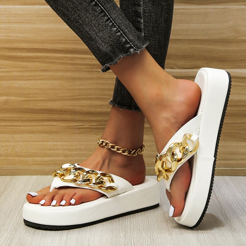 Women's Slip-On Ballet Flats with Decorative Chain – Rounded Toe and Flat Sole