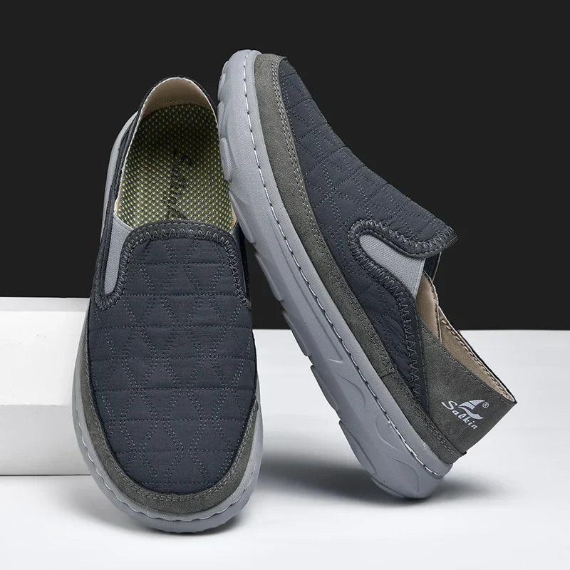 Mocassini Uomo Slip-On Trapuntati con Pannelli Elastici e Suola Flessibile – Stile Quotidiano