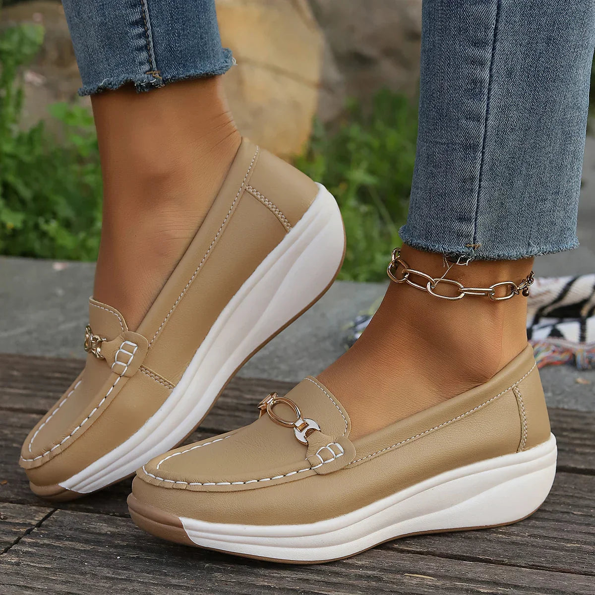 Women's Moccasins with Platform and Gold Detail – Slip-On with Flexible Sole