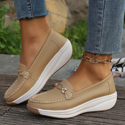 Women's Moccasins with Platform and Gold Detail – Slip-On with Flexible Sole