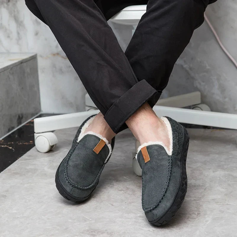 Men's Autumn Slip-On Moccasins Rounded Toe Plush Lining EVA Non-Slip Sole – Comfortable Shoes