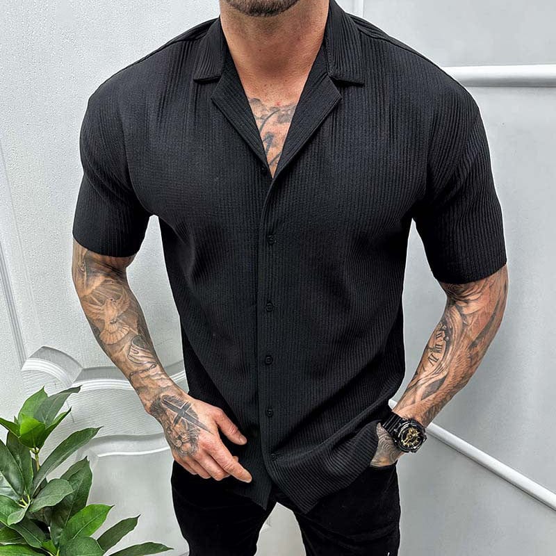 Camisa de hombre de corte entallado, manga larga, con botones y cuello clásico