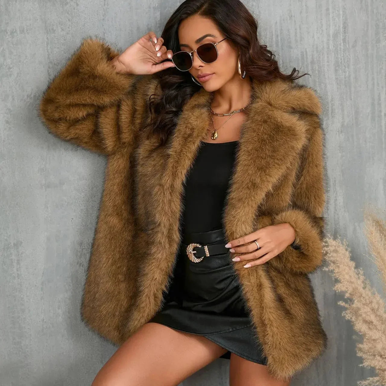 Cappotto Invernale Donna con Finta Pelliccia – Vestibilità Oversize