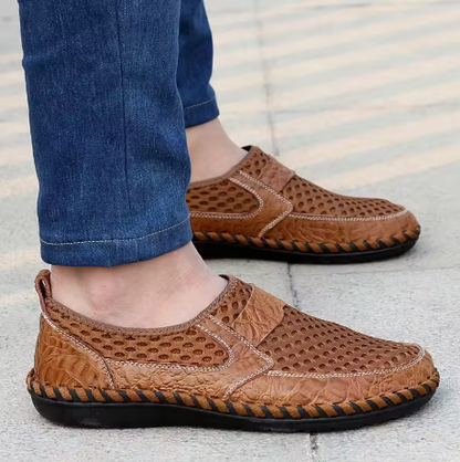 Herresko Slip-On med Elastisk Mesh Overdel og Bred Pasform – Stødabsorberende Sål med Skridsikring