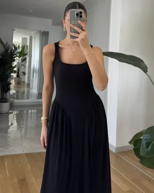 Women's Midi Dress with Square Neckline and Pleated Details – Elegant Classic