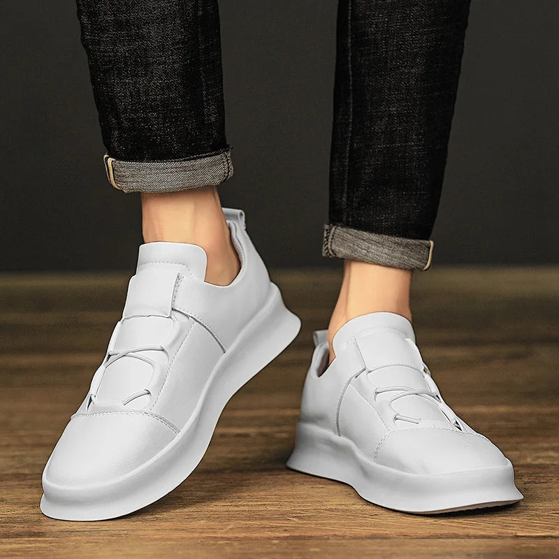 Zapatillas deportivas de hombre con efecto piel, cordones y suela antideslizante