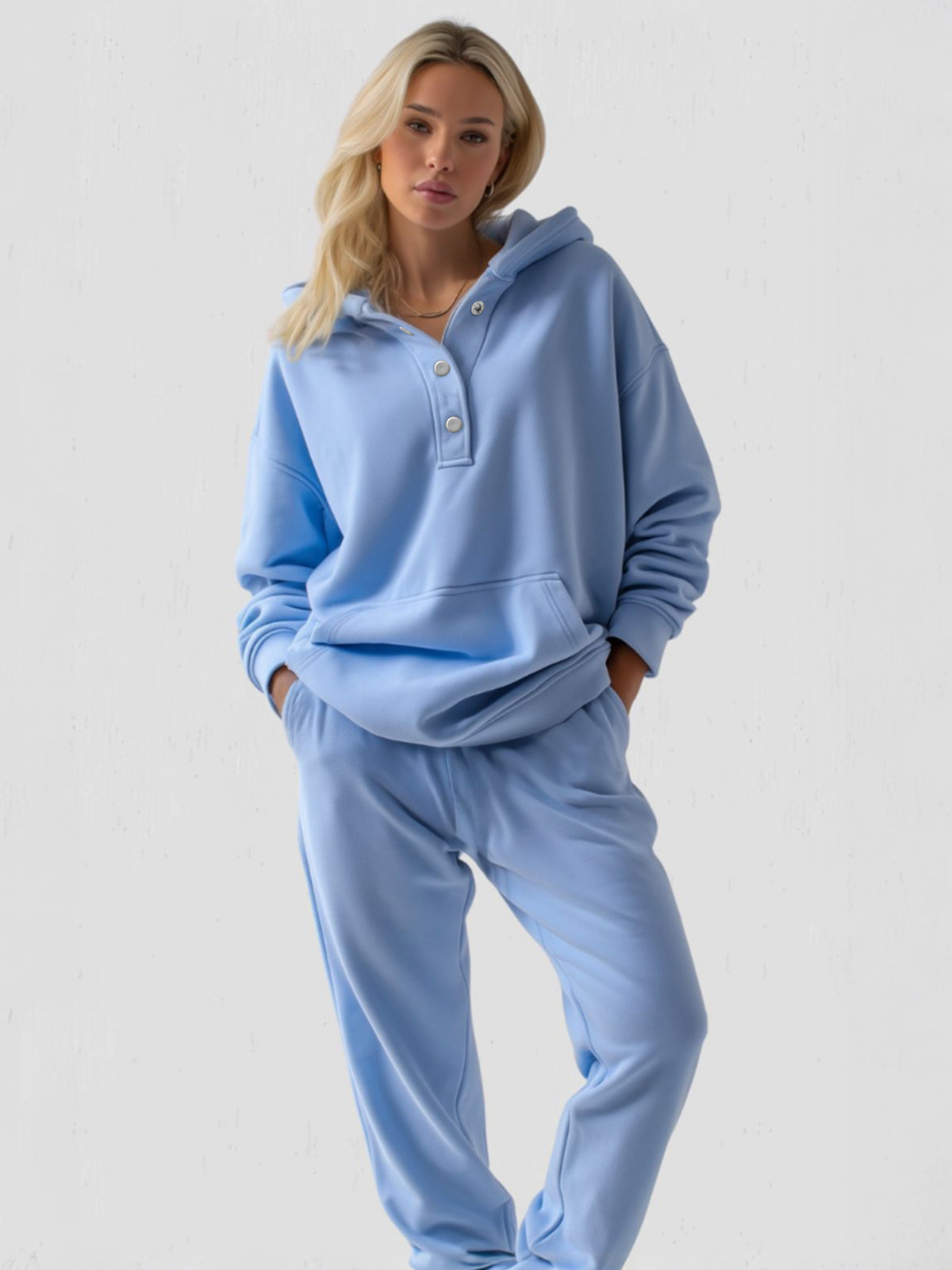 Felpa Donna Oversize con Cappuccio e Bottoni a Pressione – Stile Quotidiano