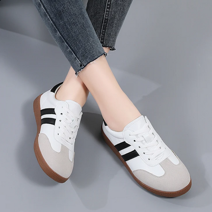 Women's Low-Top Sneakers with Padded Insole and Padded Heel